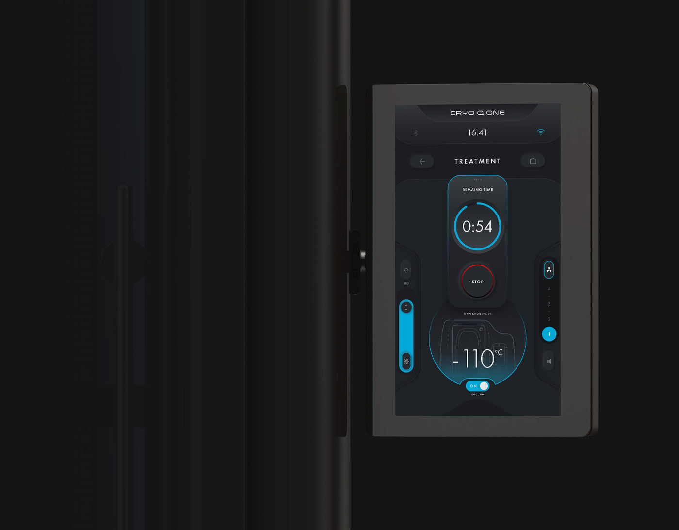 Refined experience — Cryo Q ONE — Electric Cryotherapy Chamber